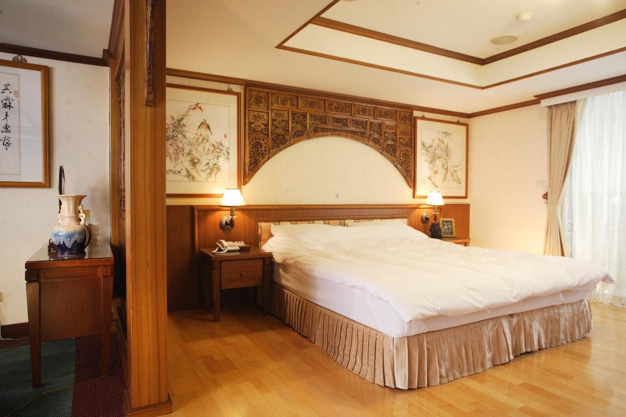 Kingdom Hotel Hsinchu Extérieur photo